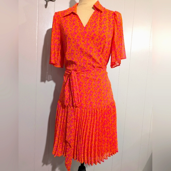 ALEXIS X Target Orange Floral Flutter Sleeve Pleated Wrap Dress Size XL - Picture 2 of 9